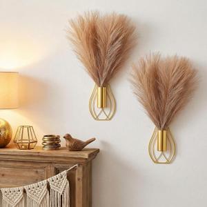 Otoolling 2 Pieces Hanging Plant Wall Decor with Artificial Pampas Grass Metal Hanging Vase Modern Geometric Farmhouse Bohemian Wall Art for Living Room Bedroom Kitchen Office(Gold, Light Brown)