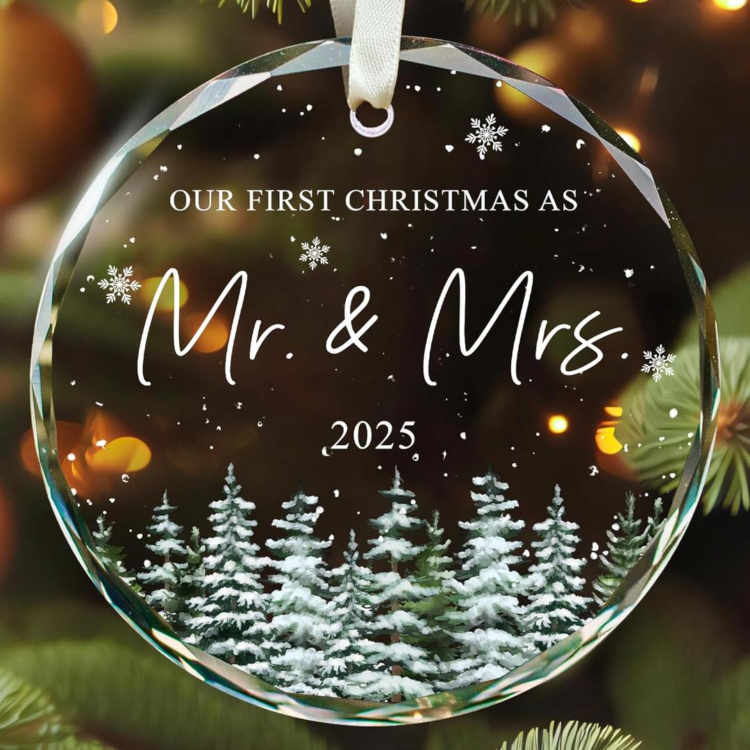 Wedding Gifts - Mr and Mrs Gifts - First Christmas Married Ornament 2025 - Wedding Gift for Couples 2025, Newlyweds, Bride - Bridal Shower Gift Ideas - Glass Christmas Hanging Ornament