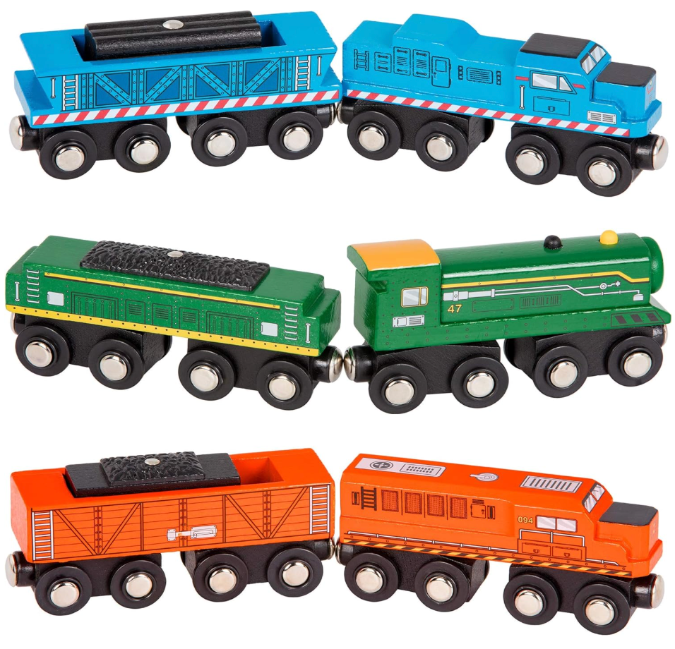 Battat – Classic Trains – 6 Pieces Wooden Railroad Set – Magnetic Toy Trains – Train Engines & Cars – 3+ Years– Wooden Locomotives & Freight Cars