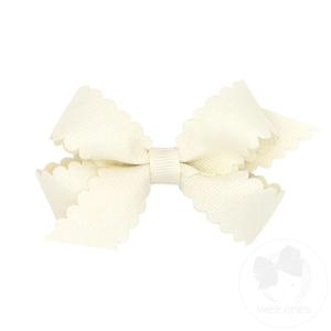 Wee Ones Girls' Classic Grosgrain Hair Bow with Scalloped Edges, No-Slip Hair Clip, Handmade, Antique White, Mini