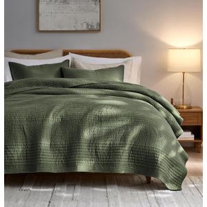 palassio Striped Olive Green 100% Cotton Quilt Queen Size Bedding Sets, Lightweight Crinkly Channel Pick Stitch Textured Bedspread Soft Shabby Chic Farmhouse Country Coverlet for All Season, 2 Shams