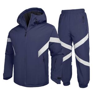 GEMYSE Men's Ski Suit Waterproof Snow Suit Winter snowboard Jacket and Pants Set Hooded ski outfits with Reflective Trim , M