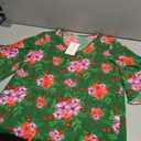 Jouica Women's Graphic Tees Short Sleeve Heart Printed Shirts Blouse Tops,Green Red Flowers,Medium