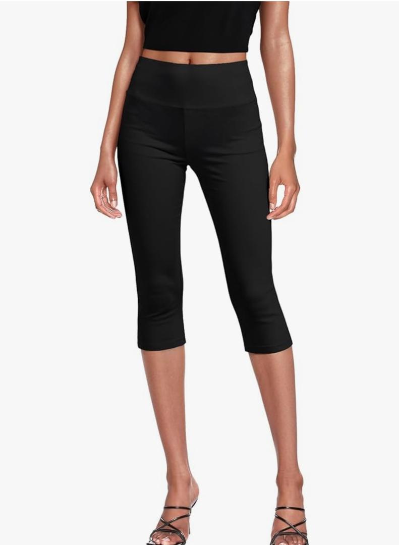 Hybrid & Company Womens Super Stretch Causal Pull On Millennium Twill Bermuda Shorts, Size 4