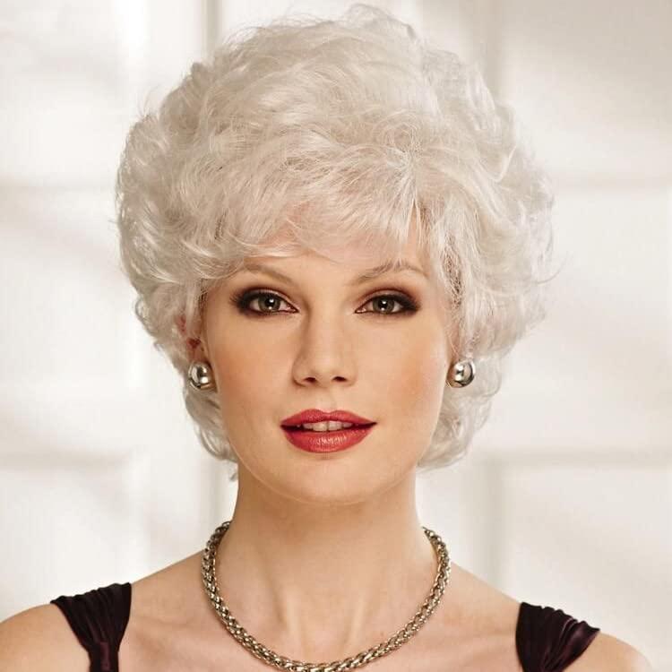 Swiking Short Curly Silver Wigs for White Women Heat Resistant Natural Synthetic Hair Old Ladies Daily Cosplay Full Wigs with Wig Cap Halloween Use
