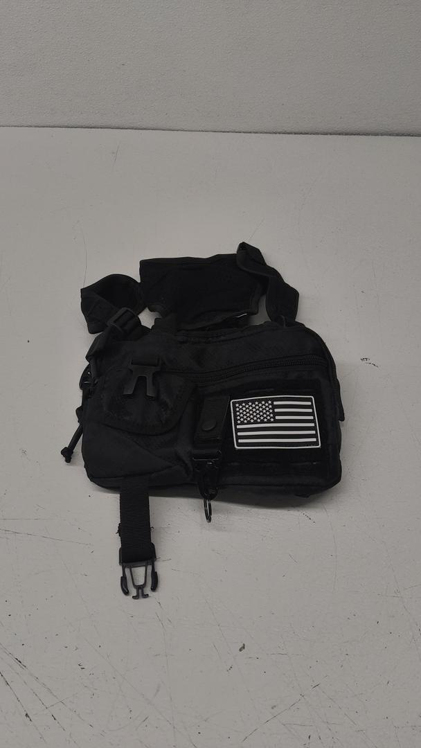 Hiking Fanny Pack Large Hip Pouch Versatile EDC Fanny Pack Tactical Fanny Pack for Men Hiking Waist Bag Tactical Sling Backpack Chest Bag for Men Secure Your Belongings