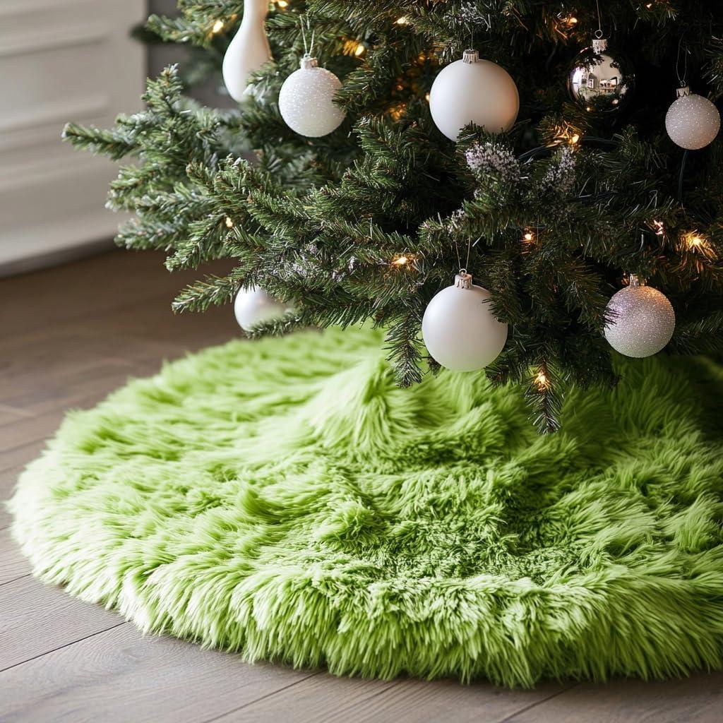 AOGU 30 Inch Faux Fur Christmas Tree Skirt Green Plush Skirt for Merry Christmas Party Christmas Tree Decoration