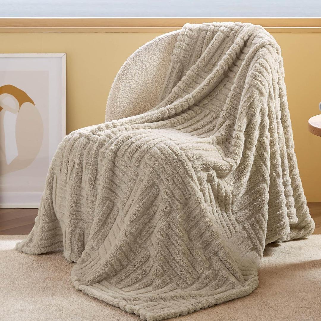 Bedsure Beige Throw Blankets for Couch - Super Soft Blanket for Bed, Cozy Fleece Throw for Girls Women, Warm Cute Small Gift for Spring, 50x60 Inches