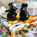DUQGUHO Black Obsidian Bunny Decor Crystals Rabbit Statue Pocket Polished Natural Gemstone Crystals Figurines for Easter Decoration Office Room Desk Decor 1.5 Gifts for Women 1PC