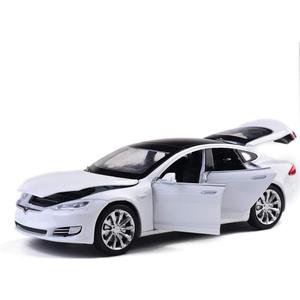 gidoyi Toy Car Model S Alloy Model Cars Pull Back Vehicles 1/32 Scale Car Toys for Toddlers Kids (White)
