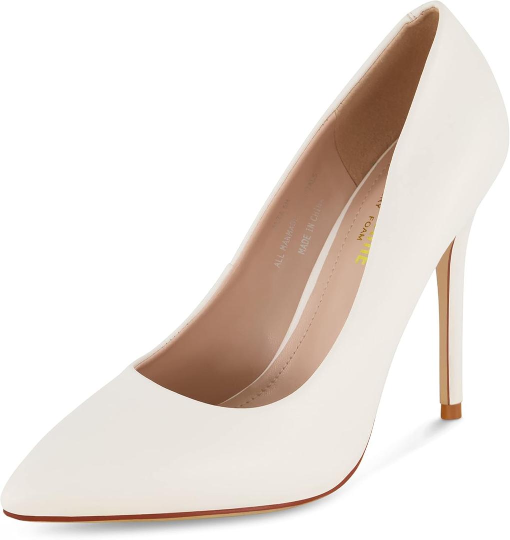 CUSHIONAIRE Women's Alta Dress Pump with +Comfort (7M, White)