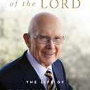 In the Hands of the Lord: The Life of Dallin H. Oaks Paperback