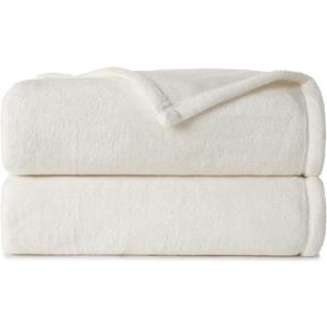 Casual Living Full/Queen Fleece Blanket Fluffy Soft Warm Cozy Bed Blankets for Bedroom Decor Plush Thick Fuzzy Oversized Big Flannel Throw for Bed Chair or Outdoor, 90-inch x 90-inch, Ivory White