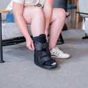 United Ortho USA14015 Short Cam Walker Fracture Boot, Medium (Black, M)