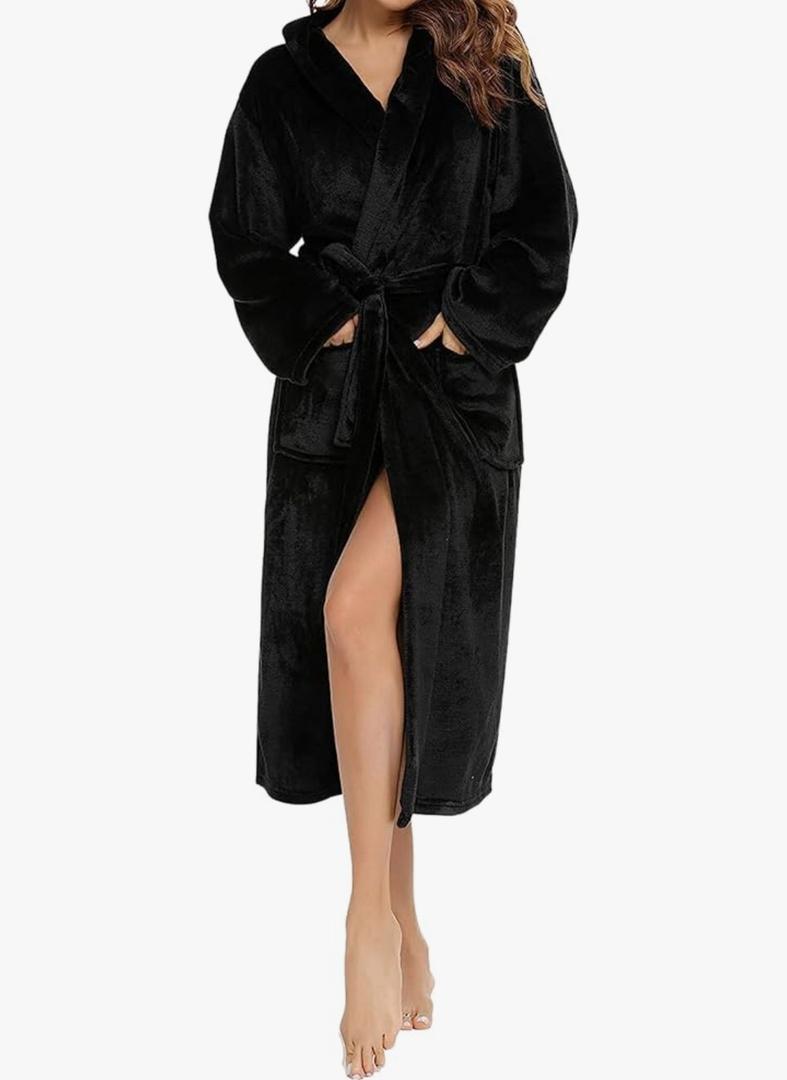 Plush Robe - Luxury Coral Fleece Bathrobe with Pockets - Women's Adult Size L- Black