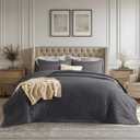 Bedsure King Quilt Set - Ultra Soft Quilt Bedding Set for Modern & Scandinavian Bedrooms, Lightweight All-Season King Size Comforter with 2 Pillow Shams, Charcoal Summer Bedspread Coverlet 106x96 Inch (14 - Charcoal - Clover)