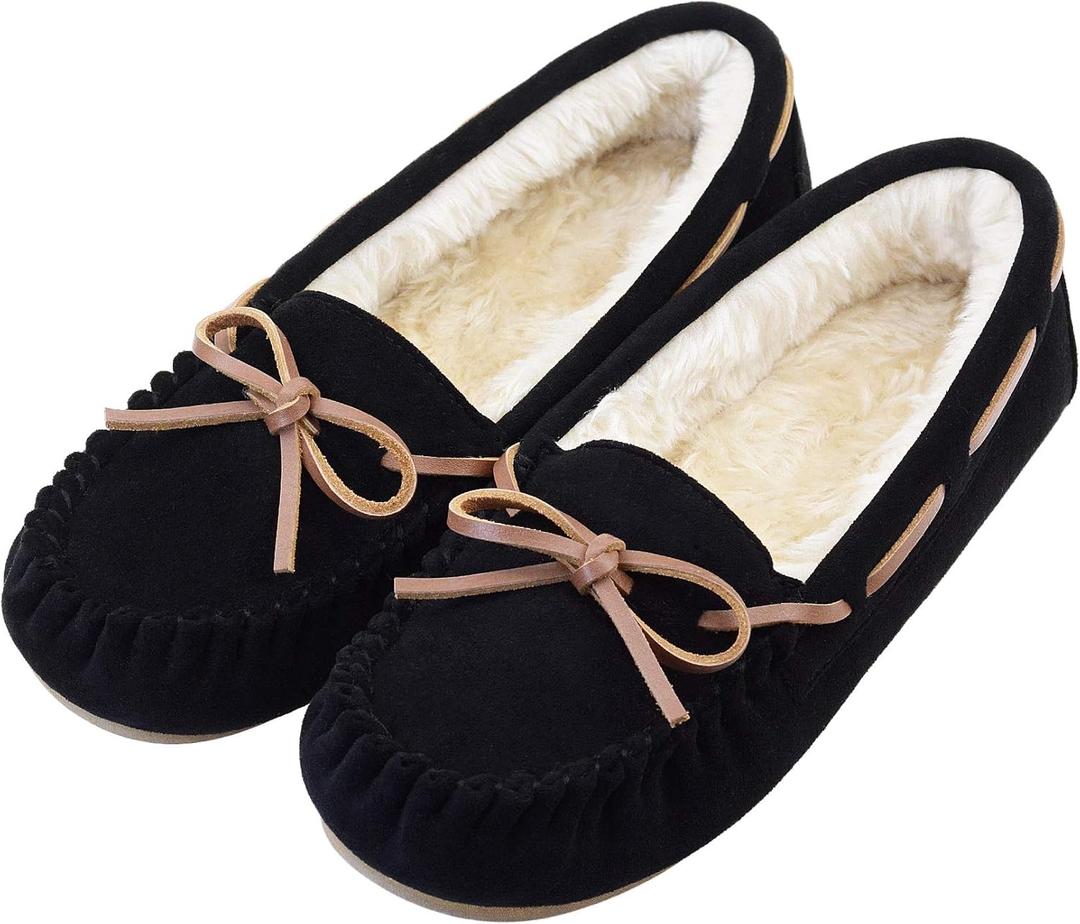 Vonair Women's Moccasin Slippers Micro Suede Warm Faux Fur Pile Lined Lace-Up Cozy Bow Indoor & Outdoor Moccasins Slip On Loafers Shoes for Women (8, Black)
