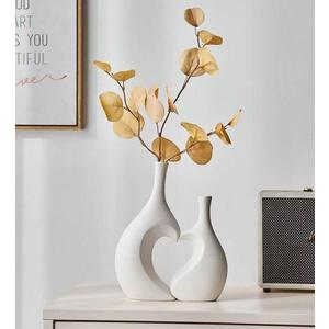White Vases for Decor, Heart Shaped Ceramic Vase Set of 2, Minimalist Decorative Vase for Table Centerpiece Wedding Dining Living Room Office House Decoration Aesthetic Flower Vase Wedding Decor