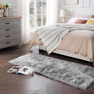 Ciicool Faux Fur Rug for Bedroom, Grey Fluffy Shag Rug for Sofa Couch Seat Cushion, Washable Fuzzy Runner Rugs Thick Fur Area Rug Floor Carpets for Bedside Living Room, 2x6 Ft Rectangle (6ft x 2ft (Rectangular))