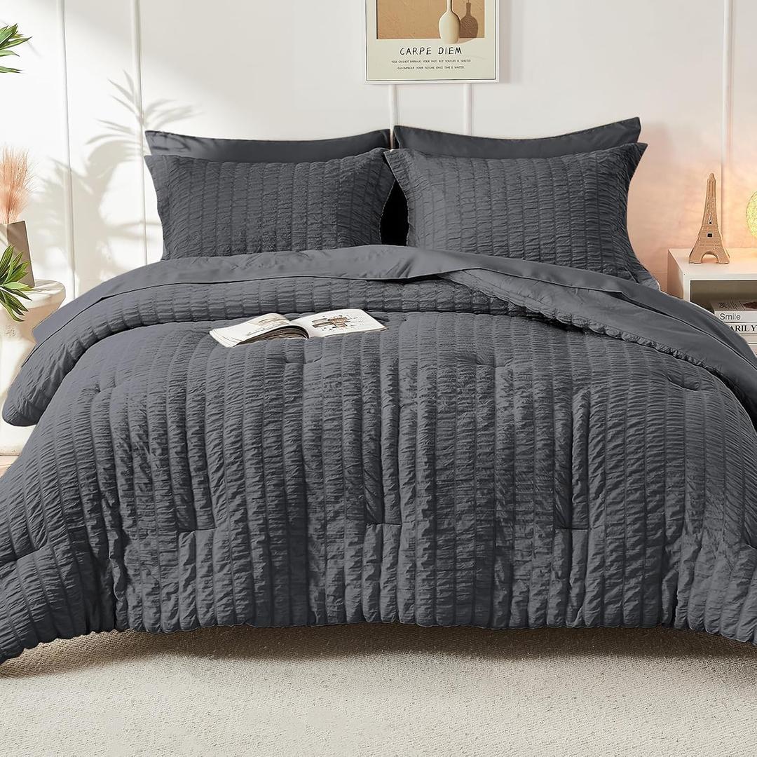 Seersucker 
California King
Comforter Set 3 Pieces, Lightweight Bedding Sets for All Seasons with 1 Soft Down Alternative Comforter and 2 Pillow Shams, Dark Grey