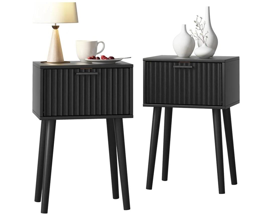 LAATOOREE Nightstands Set of 2, Small Side Table, Bedside Table with Fluted Door, Solid Wood Feet; Modern Mid-Century End Table for Bedroom, Small Space (Black)