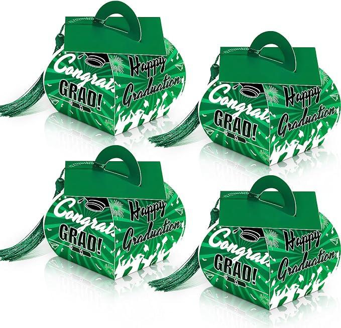 KPOSIYA Graduation Party Favors Boxes，32 pcs Class of 2026 Graduation Cap Candy Box with Tassel，Grad Gift Treat Boxes for 2026 Table Centerpieces Decorations(Green)