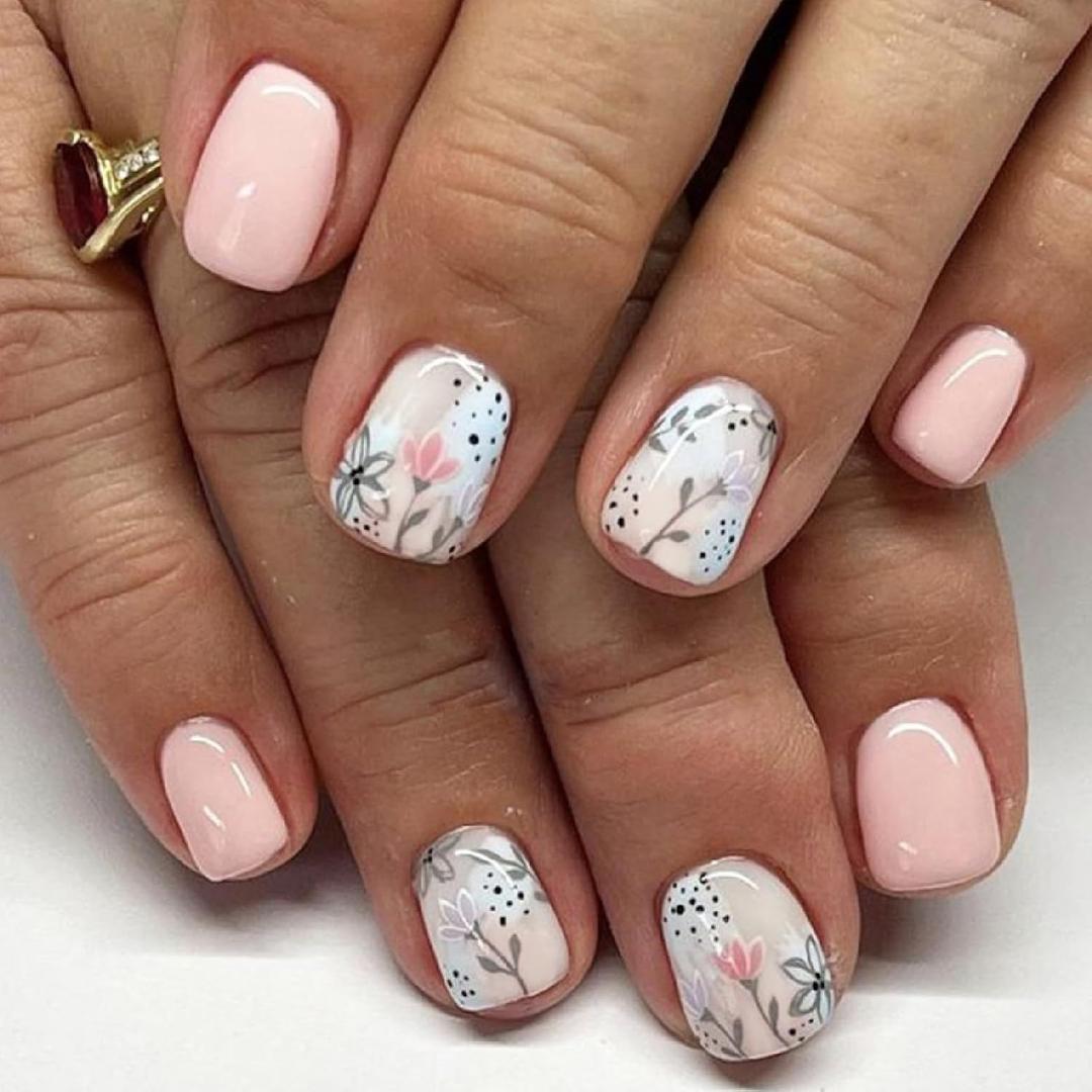 Matte Floral Press on Nails Short Square Fake Nails with Flower Matte Full Cover Designs Nails Press ons Pink Light Blue Light Green False Nails Spring Summer Cute Stick on Nails for Women 24Pcs