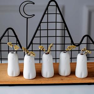 Set of 5 Cute Ghost Mini Bud Vases for Halloween Decor - Handmade Miniature Ceramic Vases for Small Flowers, Single Stem Flowers - Unique Home Decor, Wedding Party Favor, Birthday Gift