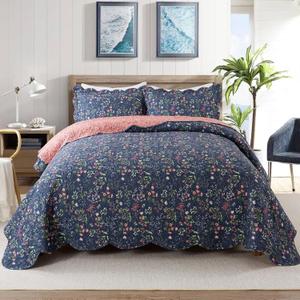 Travan 3-Piece Quilt Set Quilted Bedspread Lightweight Coverlet Set Garden Style Floral Printed Oversized Quilted Bedding Set for All Season, Blue Flower Sea, Queen Size