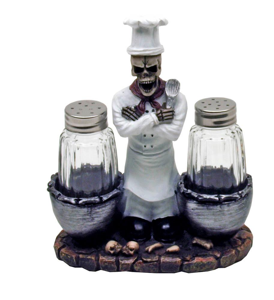 Decorative Salt and Pepper Shakers Set - Resin Skeleton Chef Figurine And Statues - Farmhouse Kitchen DéCor with Glass Spice Jars