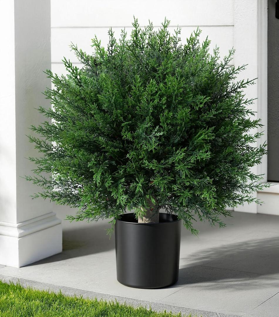 DREAMLOOM Topiary Cedar Trees Artificial Outdoor Ball in Planter, 1-Pack
