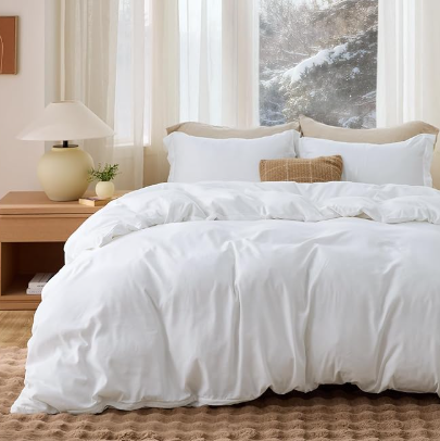 Click to see full view
4+
10 VIDEOS
	
	
Bedsure Duvet Cover California King Size - Soft Double Brushed Bedding Set for Kids & Adults, Zipper Closure, 3 Pieces, Includes 1 Duvet Cover
 116in x 98in, White