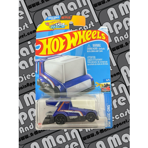 Hot Wheels Rink Racer