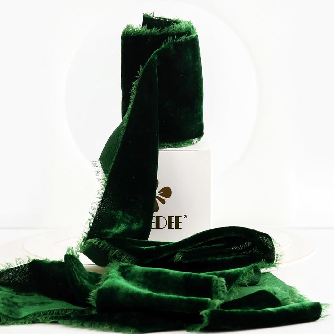 MEEDEE Green Velvet Ribbon 3 Inch Green Fringe Ribbons Raw Edge Silk Velvet Ribbon for Wreaths, Flower Bouquet, Photography, Dress Sash, Baby Shower, Wedding Decor (3 Yards)