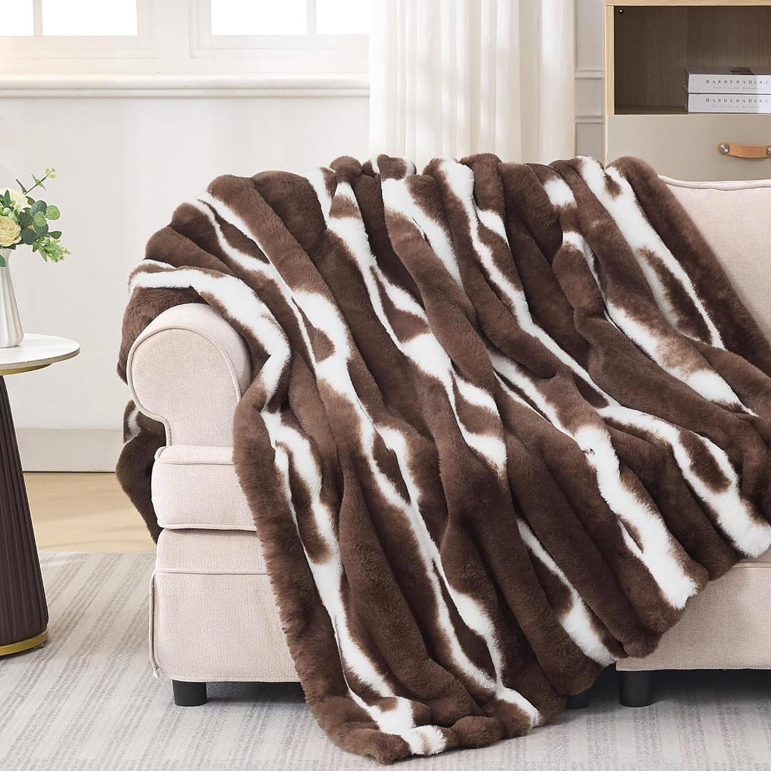 Plush Faux Rabbit Fur Throw Blanket  850GSM Thick & Warm, Ultra Soft Fluffy Blanket for Couch, Bed, Sofa, Ideal Gift for Women, 50"  60", Chocolate