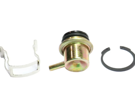 Fuel Pressure Regulator For 2001-2005 Silverado 1500 2500 HD Monte Carlo Impala