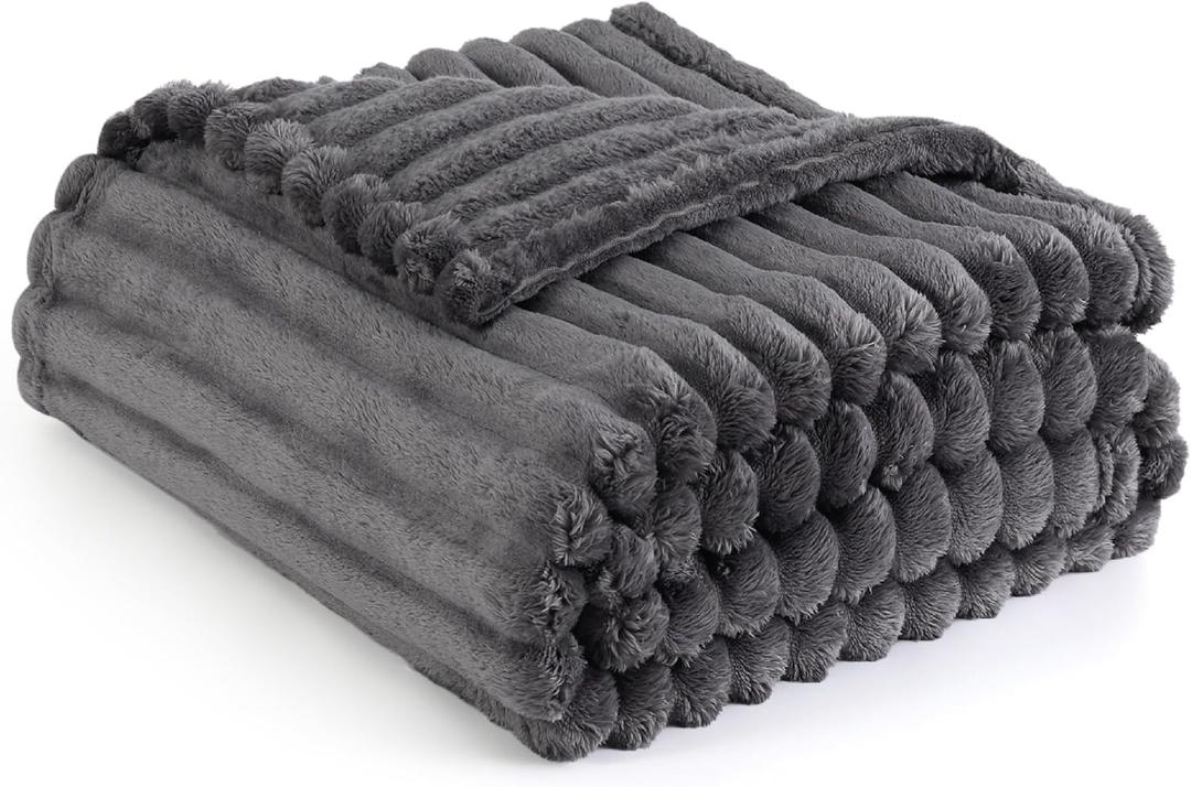 Bedsure Grey Fleece Throw Blanket for Couch - Super Soft Cozy Blankets for Women, Cute Small Throws for Girls, 50x60 Inches