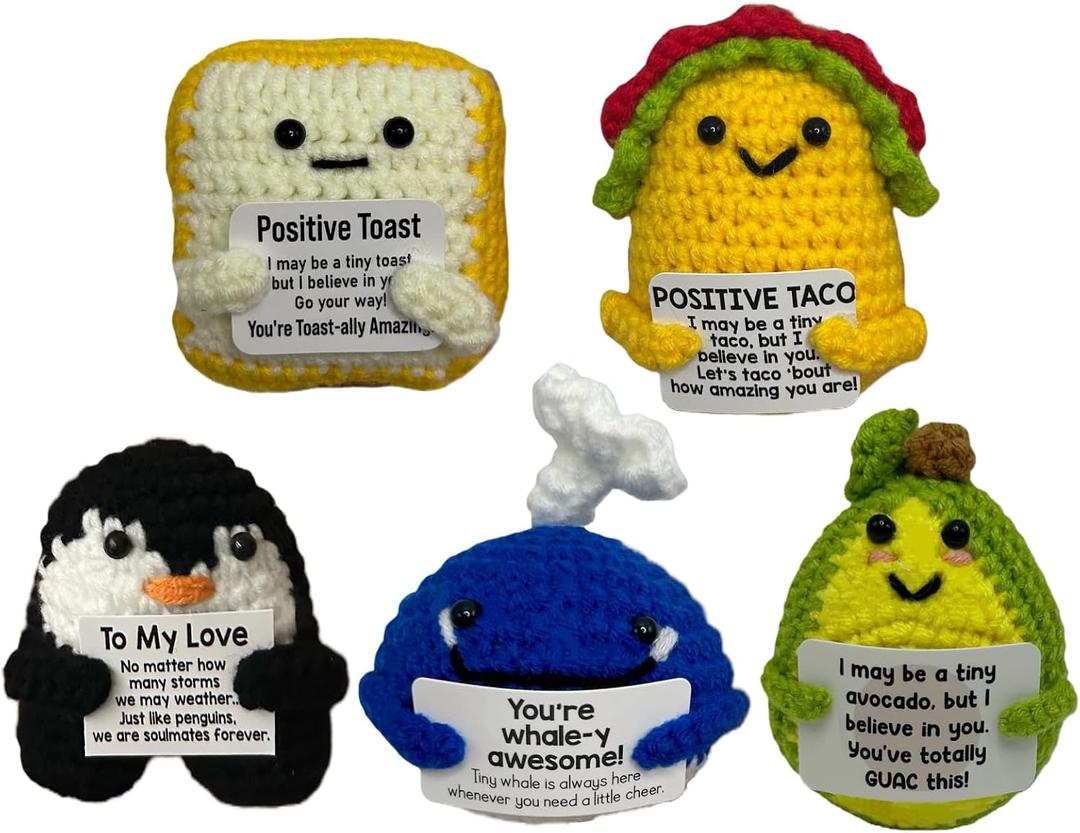 Positive Energy Crochet Set, Handmade with Uplifting Quotes, Unique Encouragement Gift for Christmas, Birthday, Stress Relief, Cute Desk Decor for Family, Friends, Kids (animals foods 5pcs)