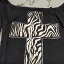 WDIRARA Women's Goth Cross Graphic T-Shirts Off Shoulder Tee Short Sleeve Grunge Punk Top Black Large