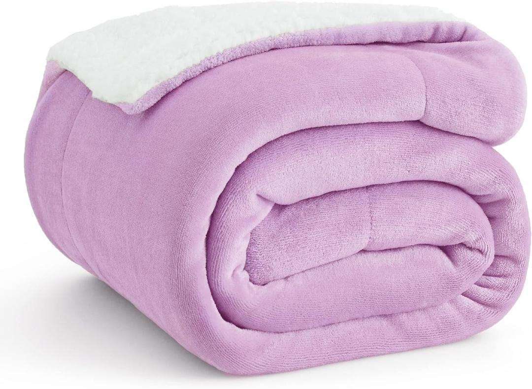 Bedsure GentleSoft Sherpa Fleece Throw Blanket for Couch, Non-Heated, Thick and Warm Throw for Girls and Women, Soft Fuzzy Plush Kids Blanket for Winter, Lilac, 50x60 Inches