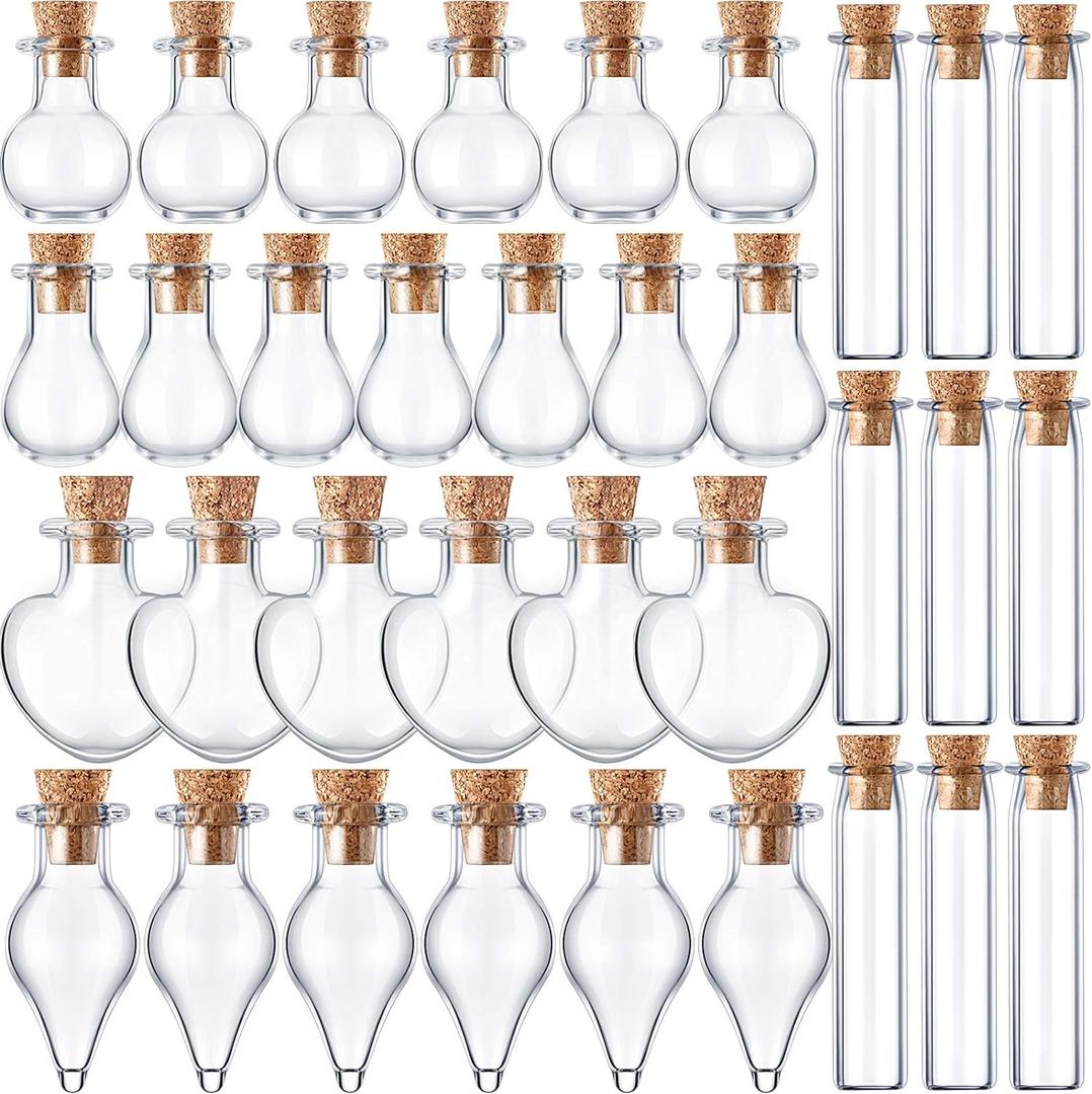 Patelai 50 Pcs Mini Glass Bottles Jars with Cork Stoppers Tiny Cork Glass Bottles Small Wishing Message Jars DIY Decor for Winter Christmas Party Wedding Baby Shower Favors Supplies(Geometric Shape)