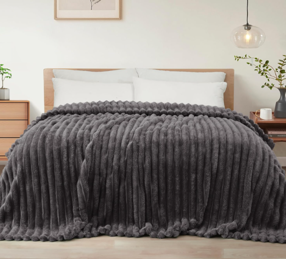 Exclusivo Mezcla King Size Flannel Fleece Blanket, Super Soft Striped Jacquard Bed Blanket, Lightweight Fuzzy Cozy for All Seasons, 90x104 Inches, Dark Grey 