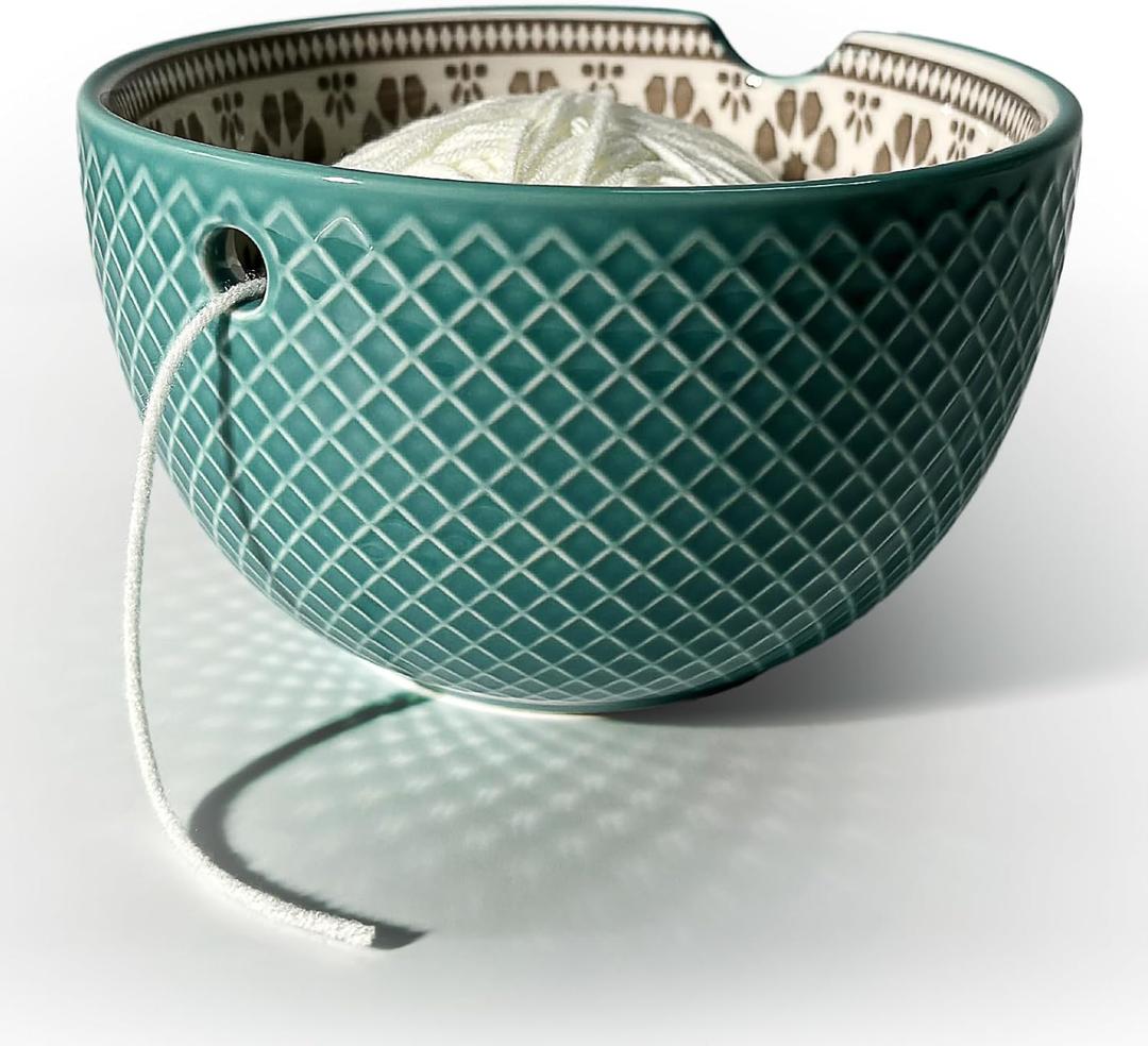 UCDRMA Yarn Bowl for Crocheting Large Yarn Holder Bowl, Round Crochet Bowl Ceramic Yarn Knitting Bowl for Bulky/Acrylic Yarn, Easy-to-use Knitted Yarn Storage Bowl, Great Knitting Crochet Gift (Green)