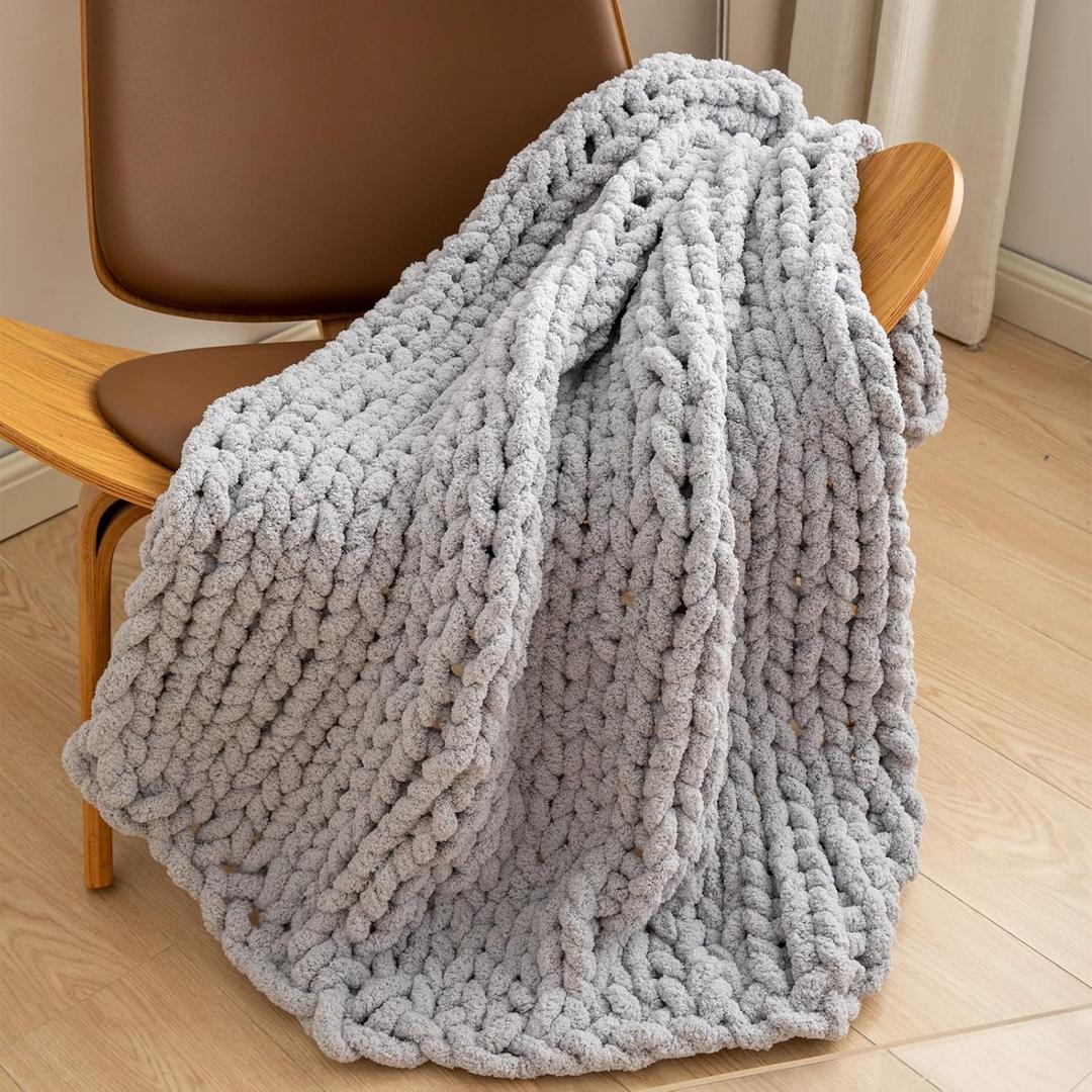 WESHIONGOO Chunky Knit Blanket Throw 40"×40" Knitted Throw Blankets for Couch Bed Fluffy Soft Blanket with Jumbo Chenille Yarn Thick 100% Handmade (Light Grey)