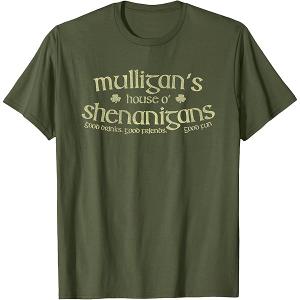 Flanagan's House O' Shenanigans Funny Irish Name T-Shirt (M)