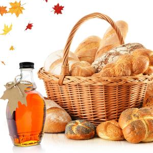 zsccxq 5 oz Glass Maple Syrup Bottles with Tags,Clear Glass Bottles with Aluminum Lids and Loop Handle, Maple Syrup Jars Storage for DIY Whiskey Sauce Vanilla Gifts (7)