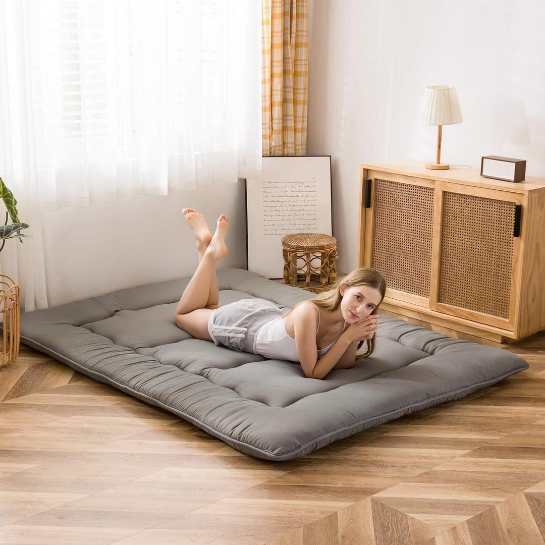 MAXYOYO Japanese Shiki Futon Mattress Floor Mattress Thicken Tatami Mat Sleeping Pad Roll Up Mattress Floor Lounger Couch Folding Couch Mattress Pad for Guest Room, Charcoal Grey, King