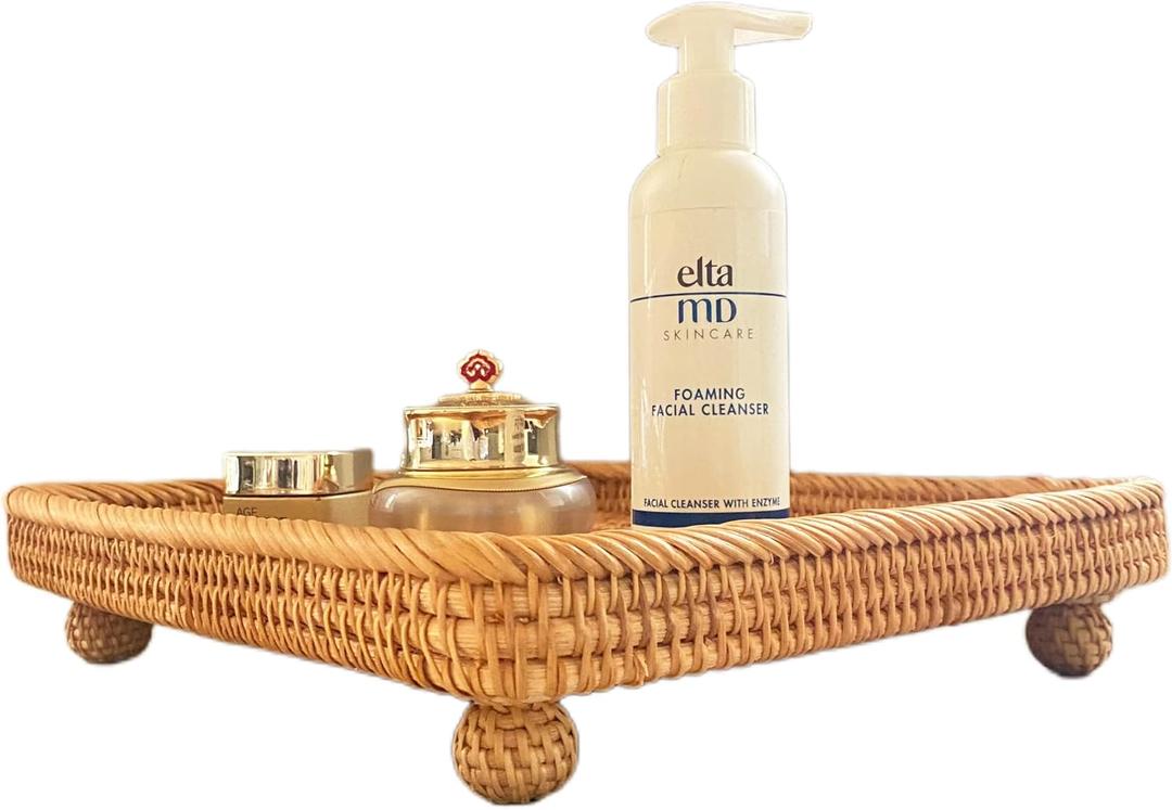 i-lan 12.5" Square Rattan Pedestal Serving Basket, Footed Wicker Bread & Fruit Bowl, 1" Shallow Decorative Tray for Coffee Tables, Kitchen Counters & Entryway Catchall, Natural Rustic Display Riser