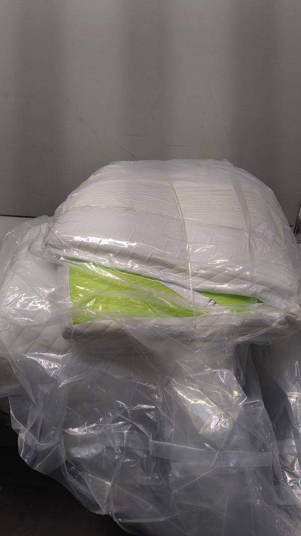 Full Sized Mattress 3 Inches Thick