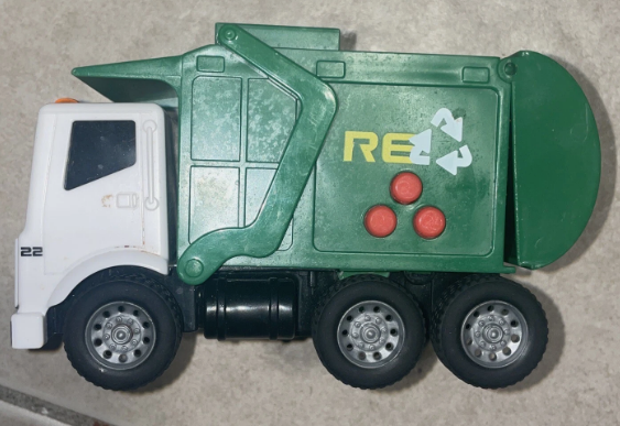 Maxx Action Recycle Truck w/ Lights & Sounds